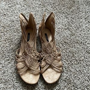 Forever21 Women’s sandals size US 7